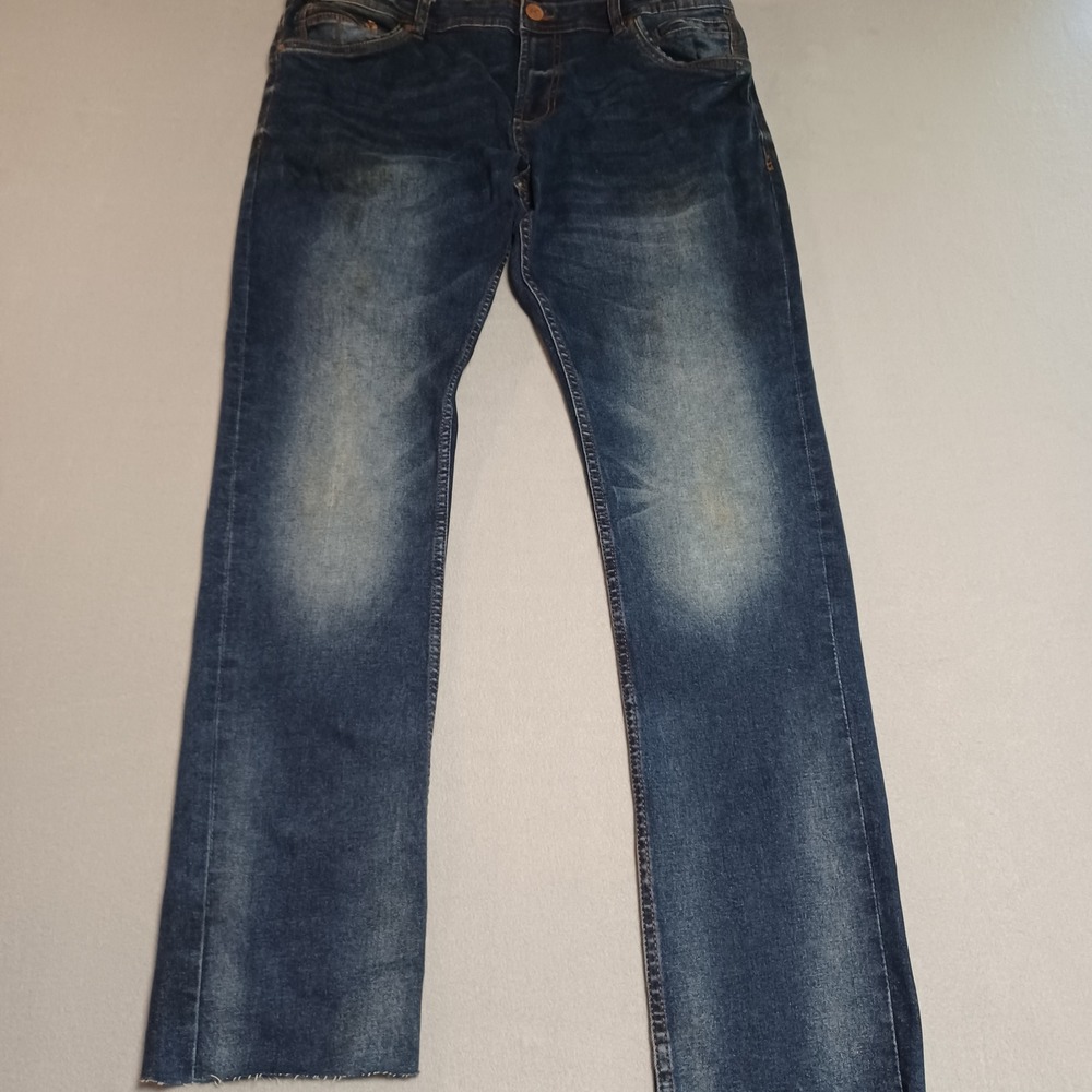 Cultura New York Mens Straight Leg Jeans Medium Wash Stretch Denim 36x32 Raw Hem